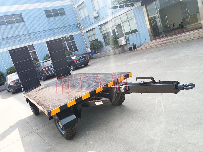 3吨带爬梯工业牵引星空XK·（中国）体育官方网站-星空·体育（XK SPORTS）官方网站