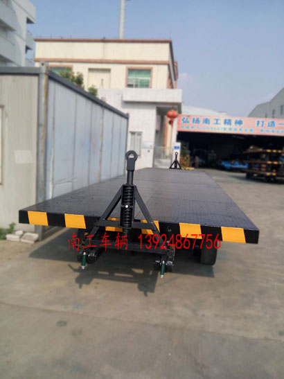 18吨双牵引星空XK·（中国）体育官方网站-星空·体育（XK SPORTS）官方网站3I.jpg