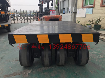 30吨重型8轮星空XK·（中国）体育官方网站-星空·体育（XK SPORTS）官方网站1I.jpg