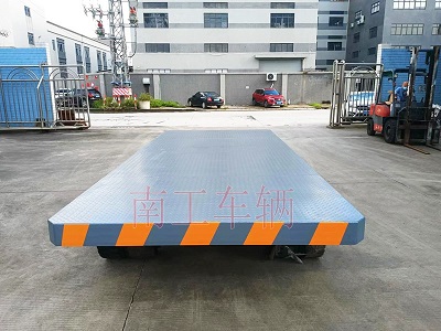 25吨重型牵引星空XK·（中国）体育官方网站-星空·体育（XK SPORTS）官方网站3I.jpg
