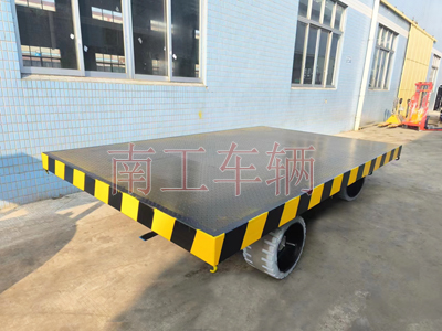 30吨重型星空XK·（中国）体育官方网站-星空·体育（XK SPORTS）官方网站 环保实心轮胎2I.jpg