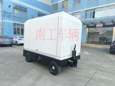 2吨电动星空XK·（中国）体育官方网站-星空·体育（XK SPORTS）官方网站 飞翼箱式工具拖车2I.jpg