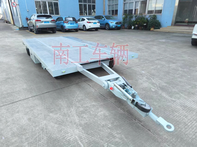 船体艉段运输星空XK·（中国）体育官方网站-星空·体育（XK SPORTS）官方网站1I.jpg
